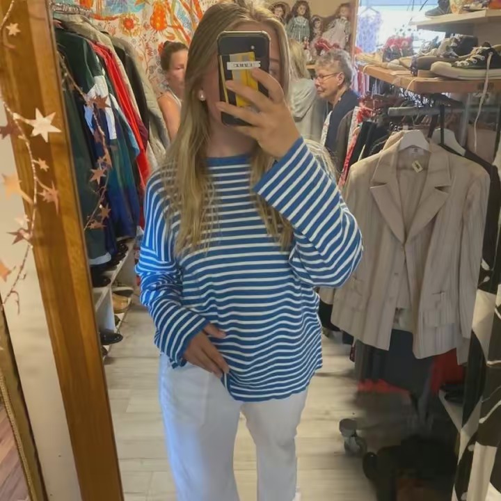 alice loves books <3