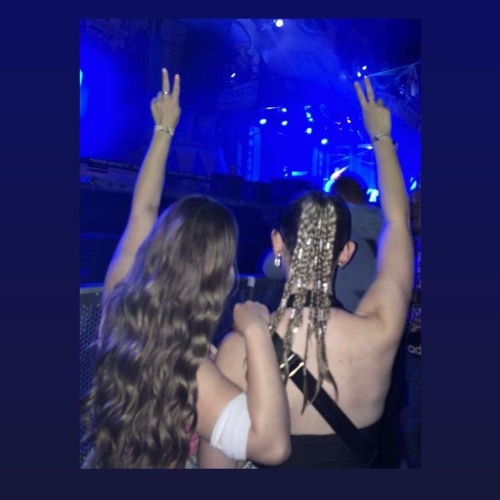 ❥ 𝑬𝒍𝒊𝒏𝒆 𝑯𝒆𝒏𝒅𝒓𝒊𝒌𝒔