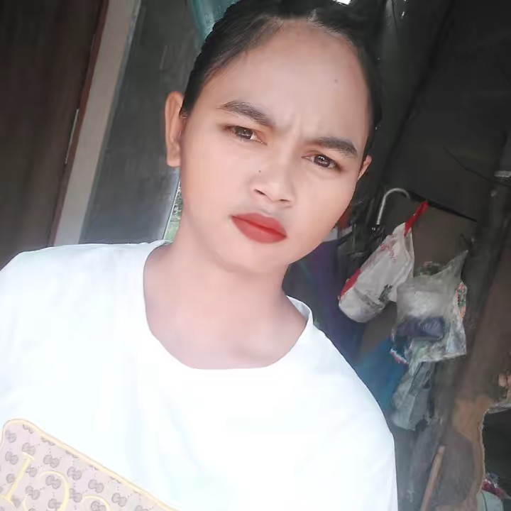 นาง (ชอบปักคลอสติส)