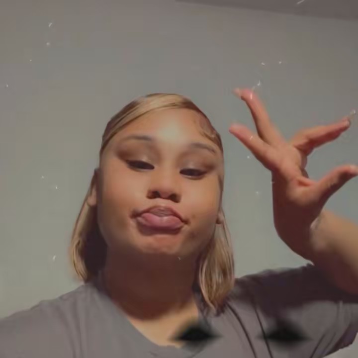 🥂Queen Sleeze 🥂