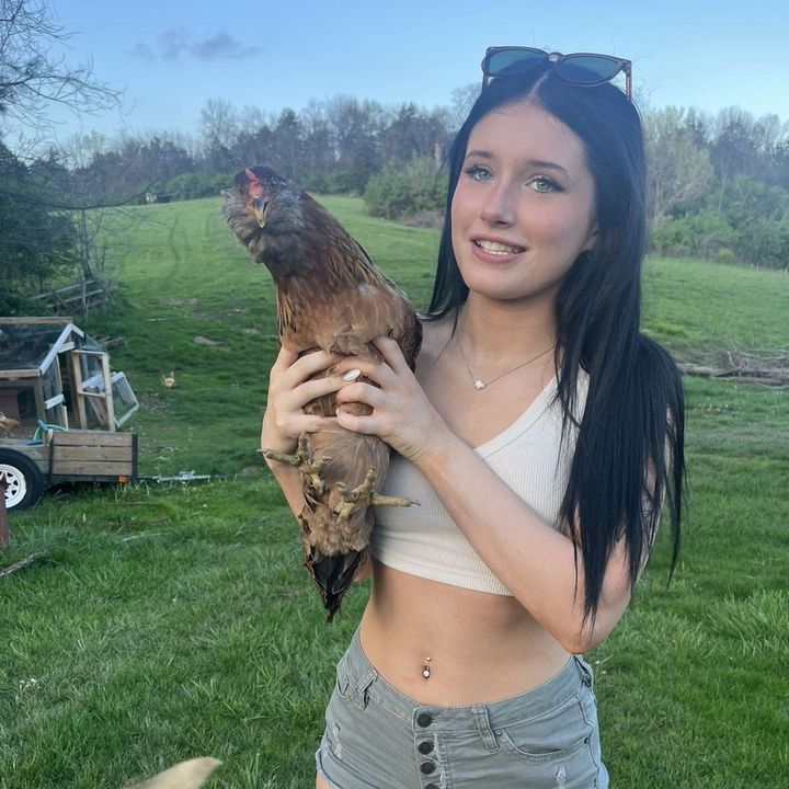 Ella Brock ☮︎︎