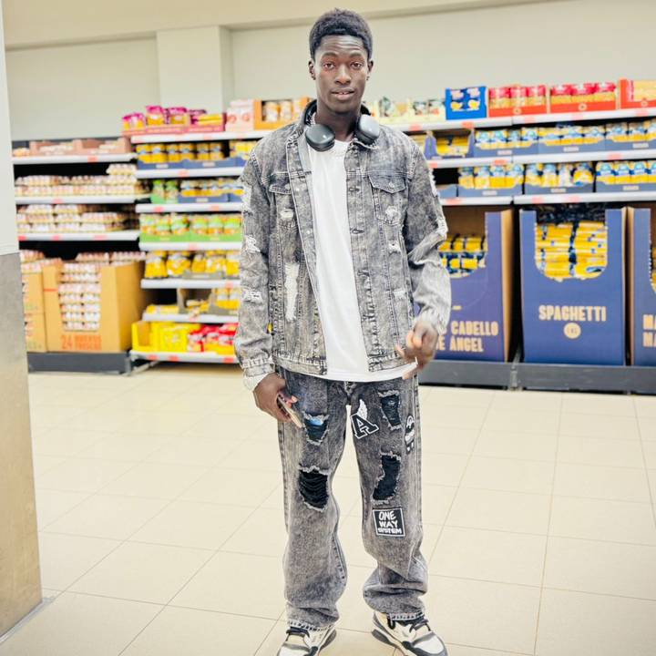 Mokhtar 🇪🇸 Gueye 🇸🇳🇪🇸