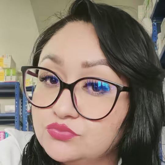 Elizabeth Castillo M