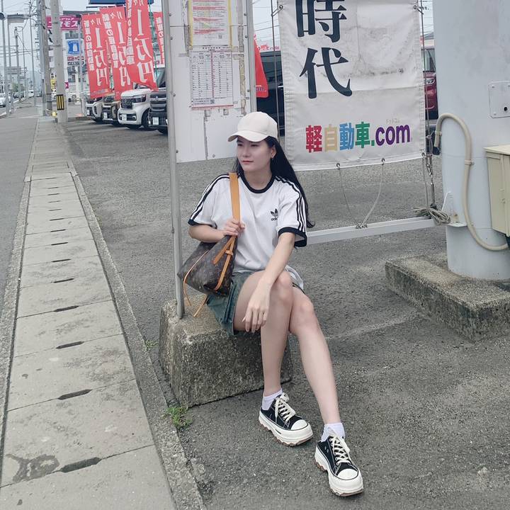 Ly ly 🇻🇳75🇯🇵36