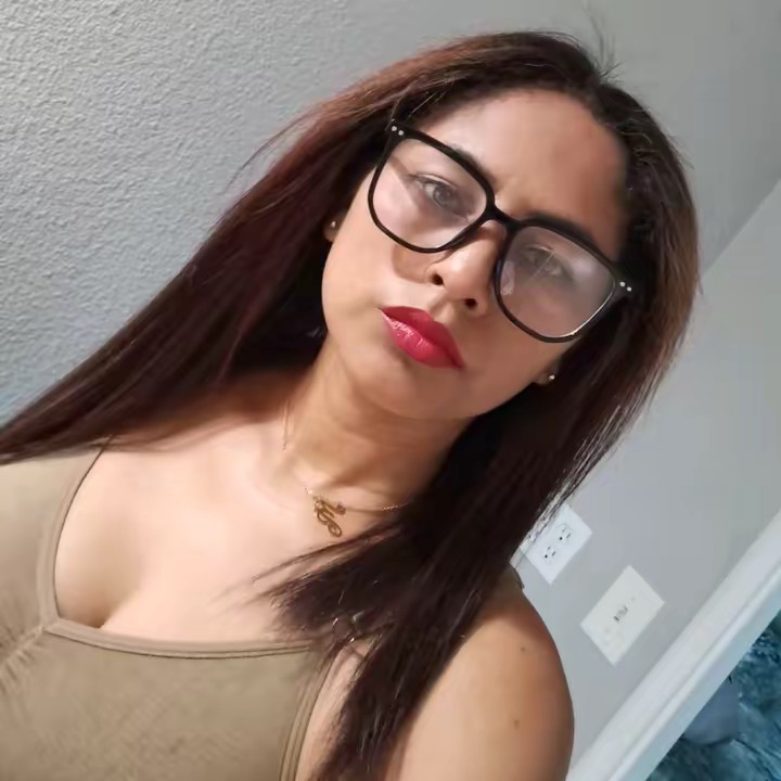 Viviana Delgado lajones