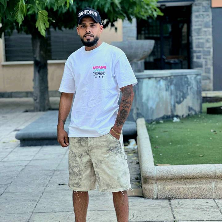 Ionuț Isd 𓆩♱𓆪