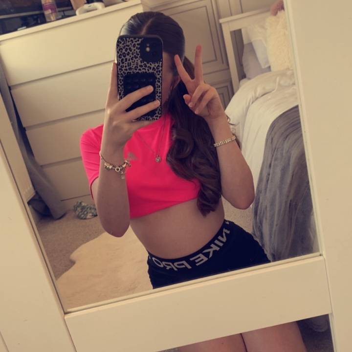 𝐀𝐦𝐛𝐞𝐫 𝐥𝐢𝐚 🫶🏽.