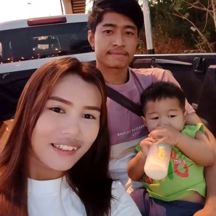 แม่น้องน้ำมนต์ ชอบรีวิว