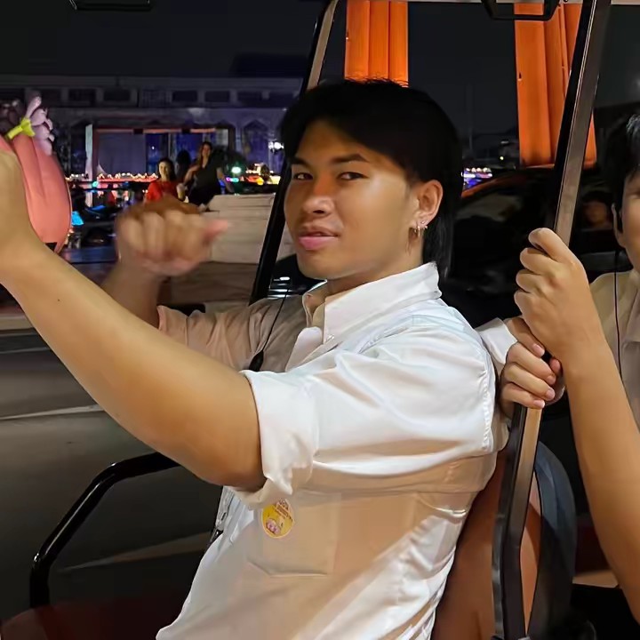 แปด ปลื้ม