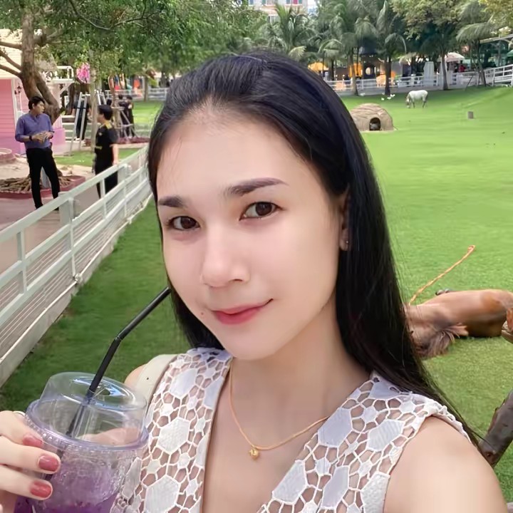 ชื่อบีไม่ใช่บีม