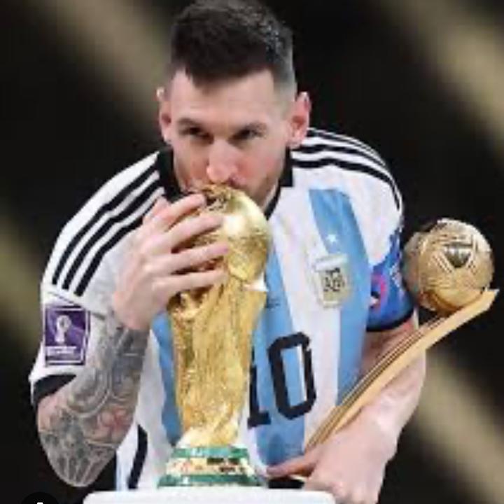 ♈️ictor RⓂ️🥷🗃️🦂🫧👀🇪🇨