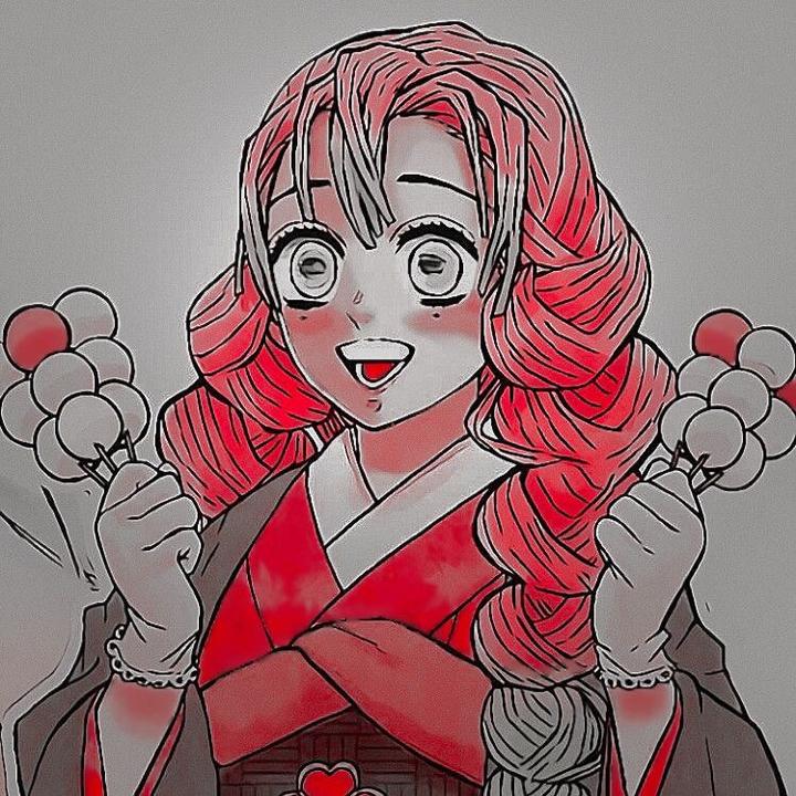 (ᗒᗣᗕ)՞ Alyssa