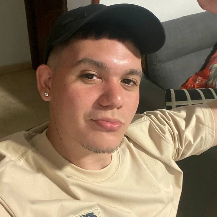 Ariel🇵🇾🇪🇸