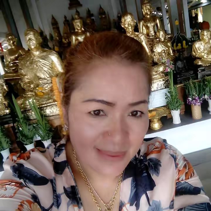 เจ๊แอน ขายของกินของใช้ทุกอย่าง