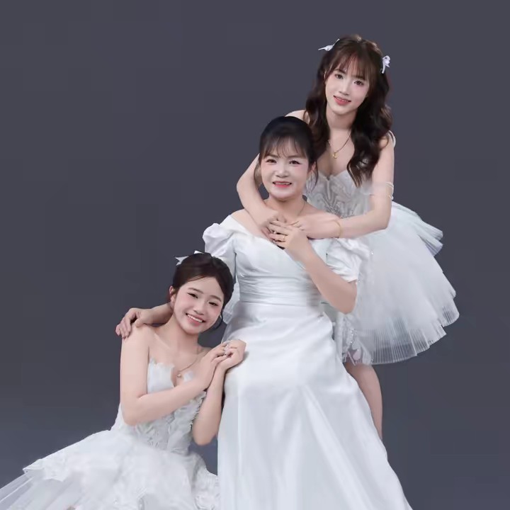 𝓗𝓾𝔂𝓮̂̀𝓷 𝓛𝓲𝓷𝓱 ❤️