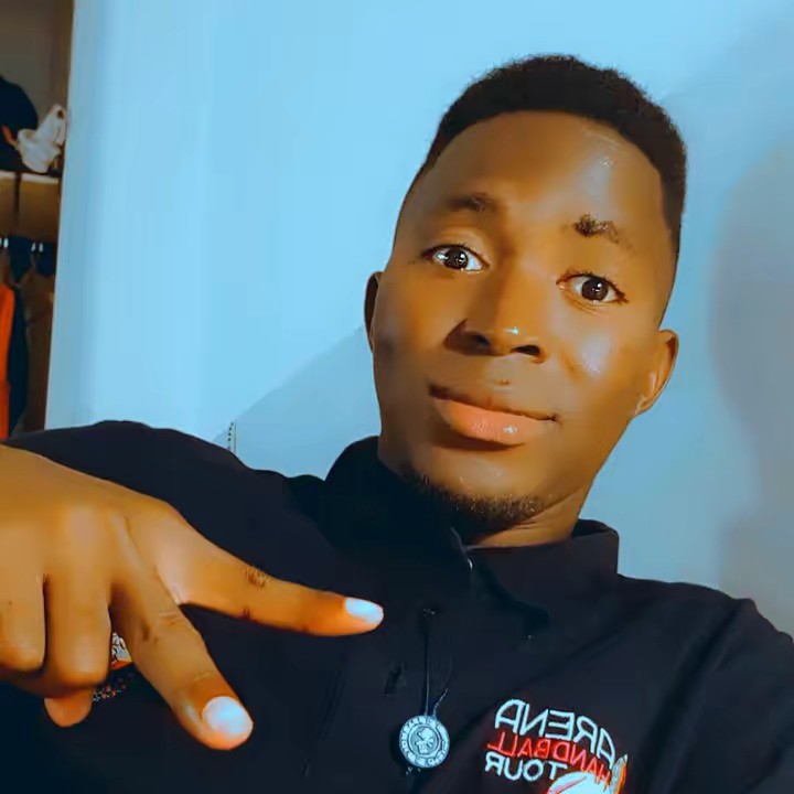 Malien🇲🇱🇪🇦🇨🇵