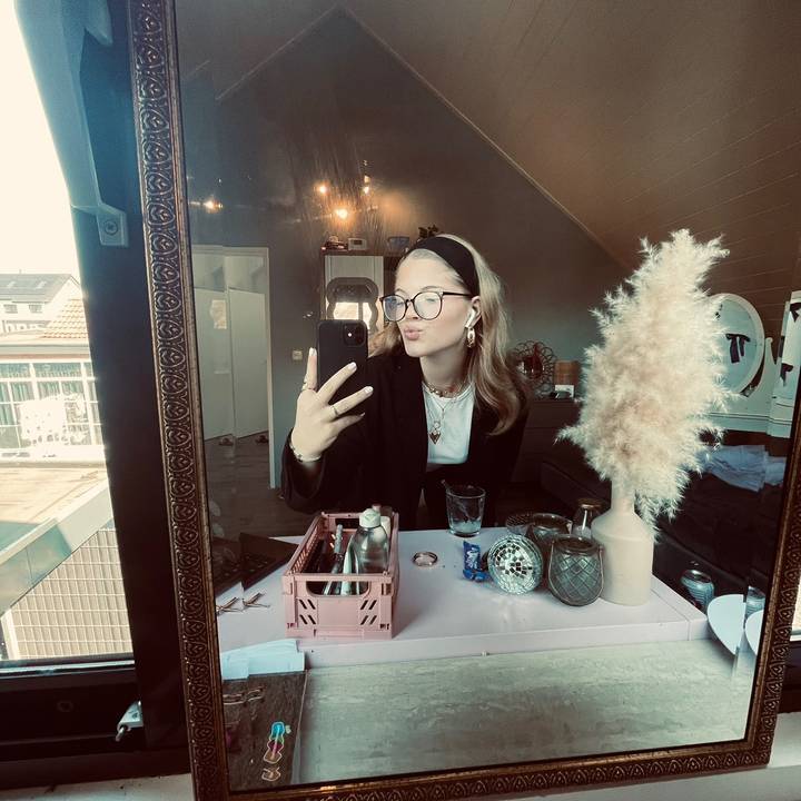 ★ 𝐌𝐚𝐫𝐫𝐢𝐞 𝐌𝐚𝐫𝐢𝐭 ★