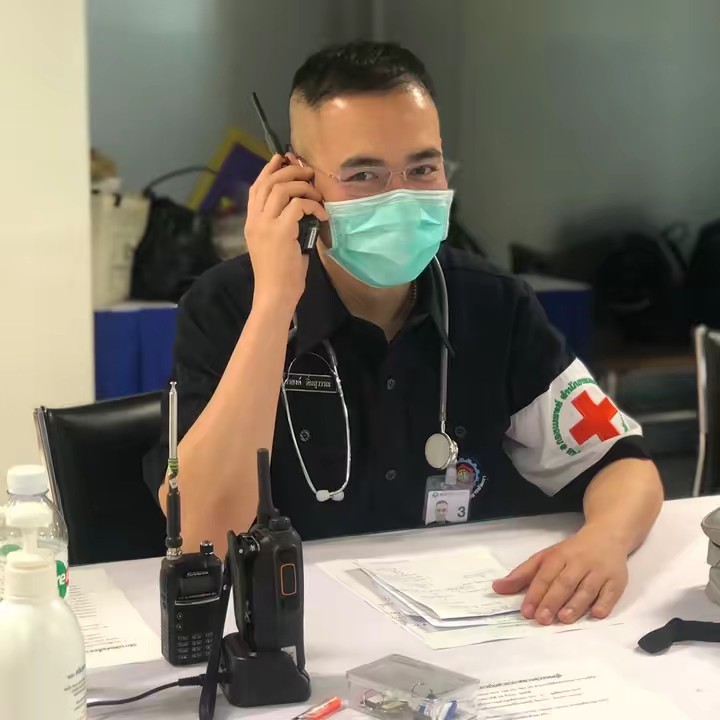 🔴หมอย้งหมอทหาร🇹🇭