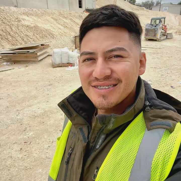 VzqzEmmanuel