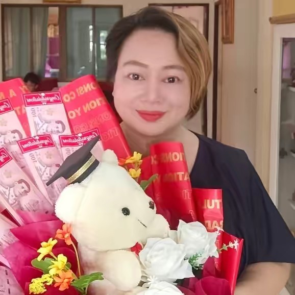 แมแม่ป้ายยาเสื้อผ้าสาวอวบ