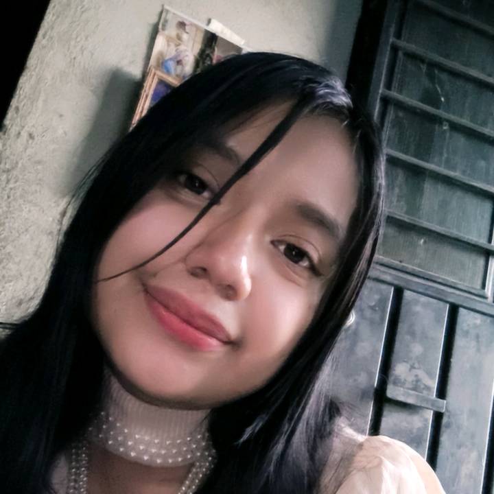 𝔅𝔢𝔩𝔦𝔞 𝘞𝔥𝔦𝔱𝔢