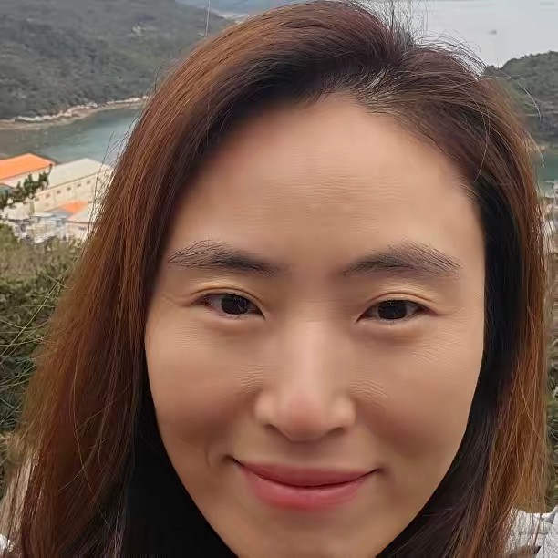 행복한 여행 추억 담는 캐리어 언니입니다^^