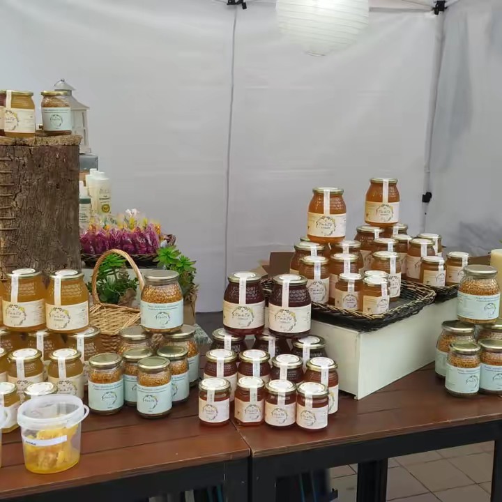 𝕄𝕠𝕟 𝕕𝕖 𝕞𝕖𝕝 🐝