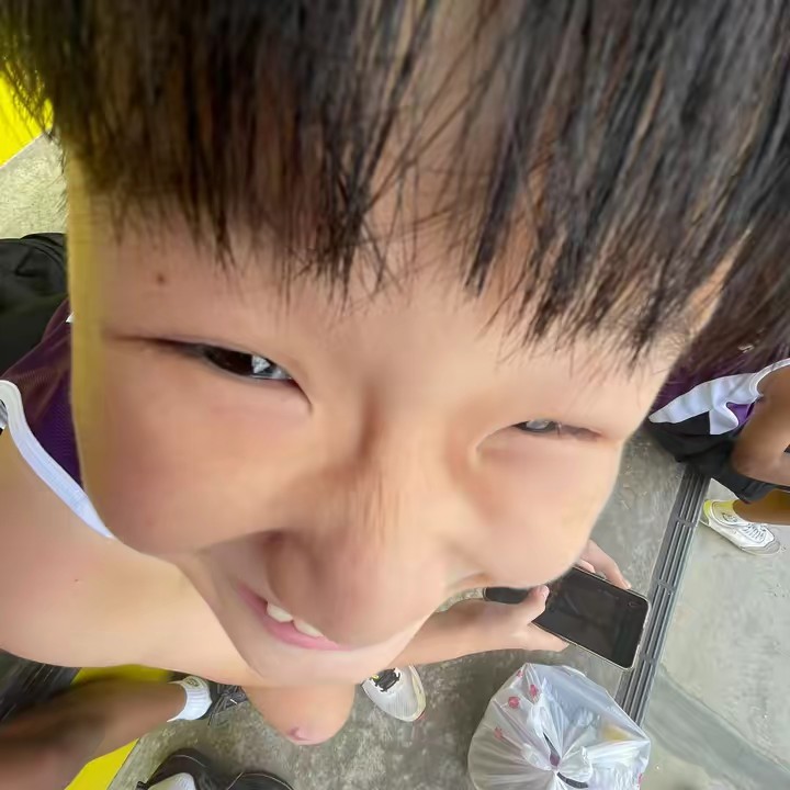 Ethan👁️👅👁️