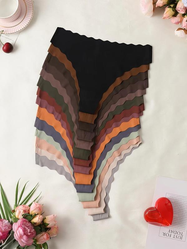 Women's Solid Color Scallop Trim Nylon Thong, Casual Medium Fitted Feminine Soft Comfy Breathable Seamless Panty for Daily Wear, Everyday Women's Underwear for All Seasons