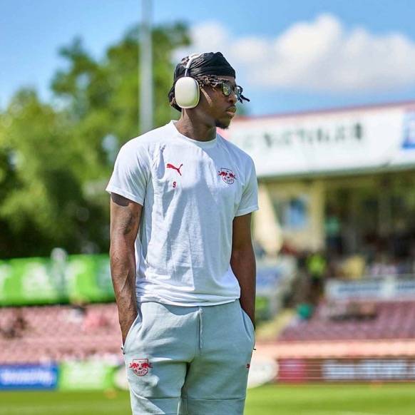 𝙹𝚘𝚑𝚗.𝚁𝙱𝙻❤️🤍