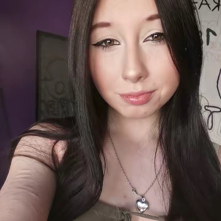 ~𝕄𝕖𝕟𝕥𝕚~