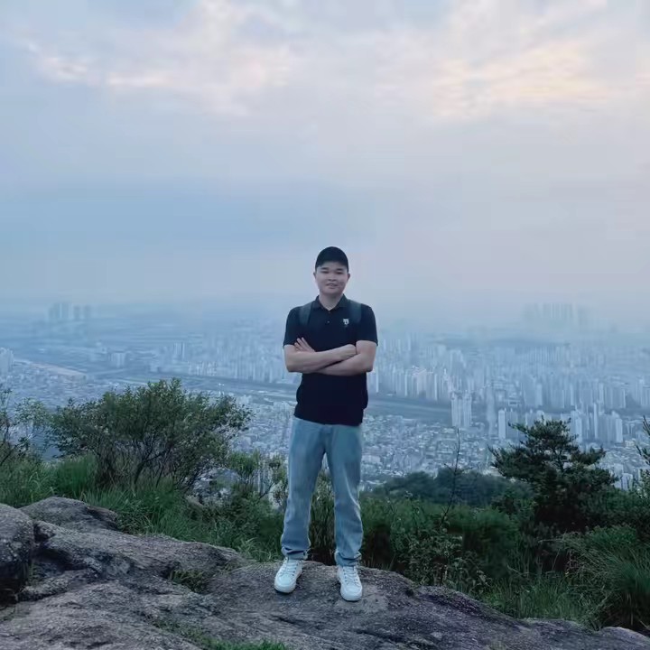 Tình Tuyển Dụng