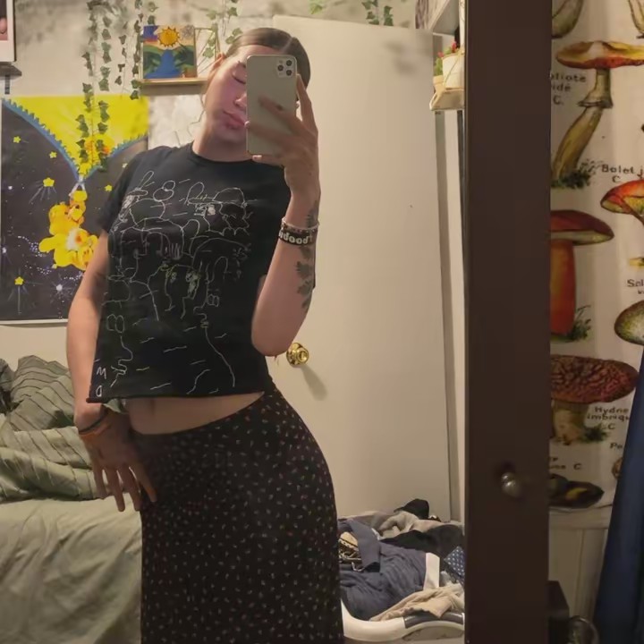 courtney 🧎‍♀️