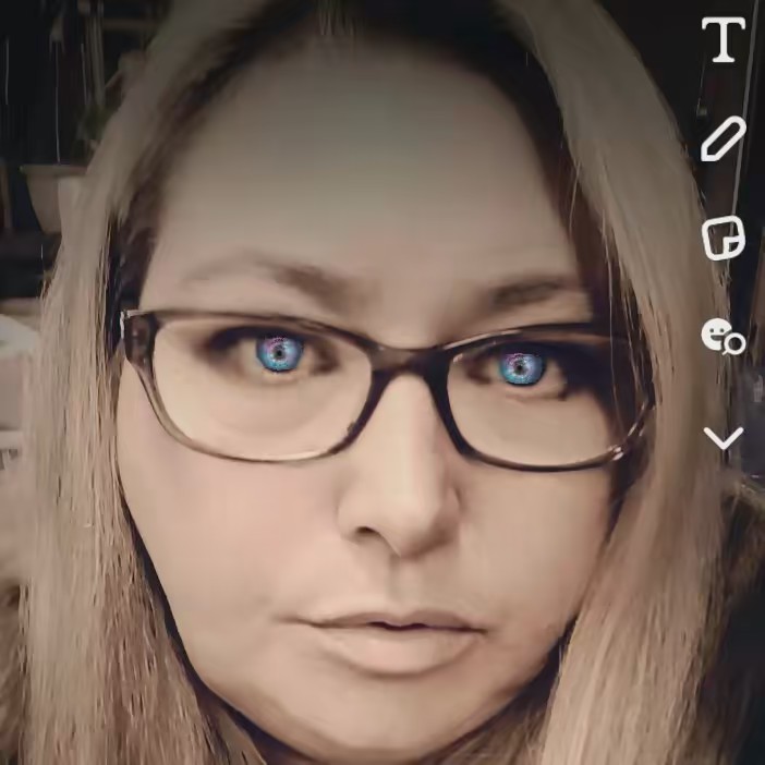 💦💜🖤🕷️Theresa Ann👊💜🖤💦