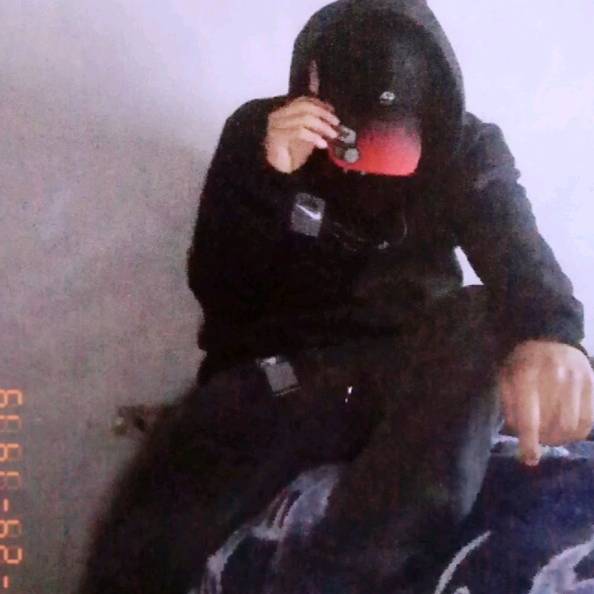 💸💯ËšnäïĐër_Okley💎💸