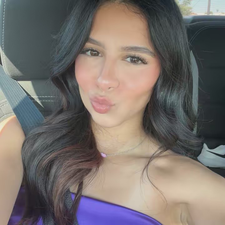 👩🏻🎀☁️🪩🫧