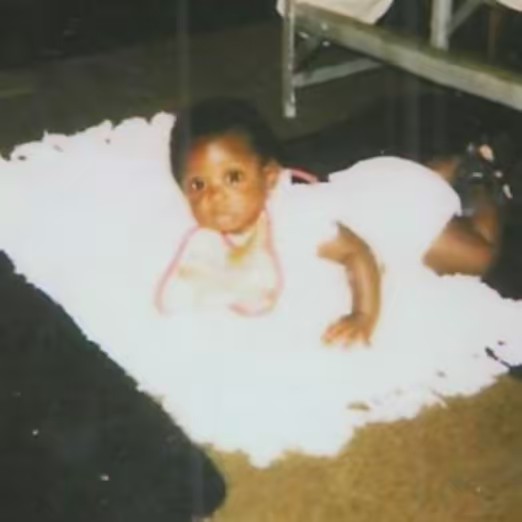 a·nom·a·ly ✨KS 🤎