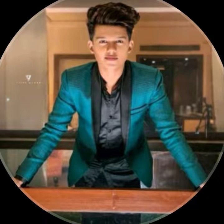 𝐁𝐀𝐃𝐒𝐇𝐀𝐇