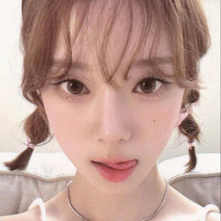 deanie ⋆ ˚｡𖦹 ⋆｡°✩