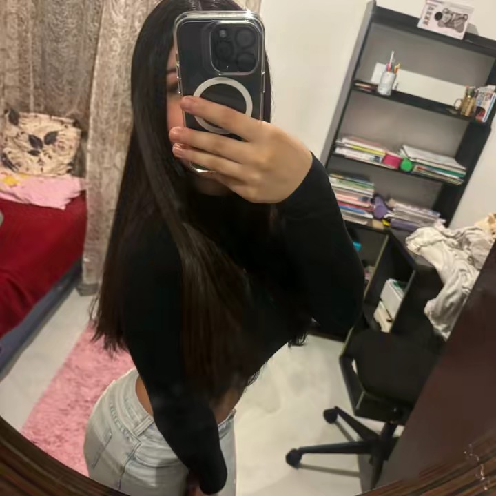 𝒜𝓁ℯ𝓈𝒾𝒶