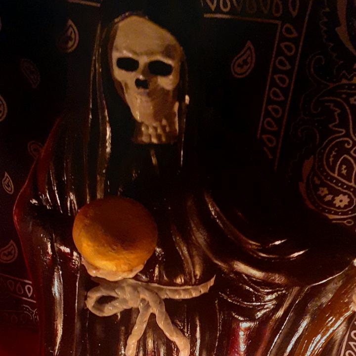 la_santa_muerte_la_niña.