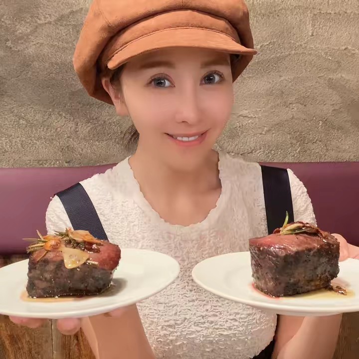 かよ姉(大食いタレント)🐲🎂