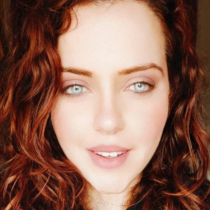 Irune Larracoechea M