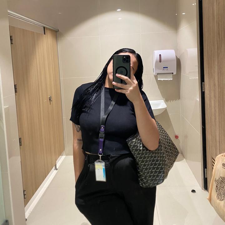 zee 𐙚 ‧₊˚ ⋅