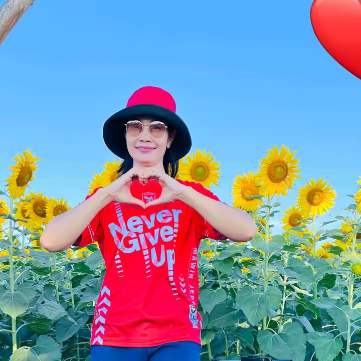 พี่คุณหนูสายเลาะ