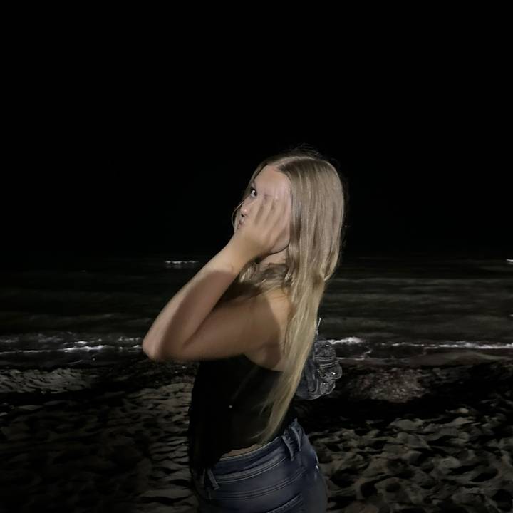 𝒩𝒾𝓃𝒶꧂✞