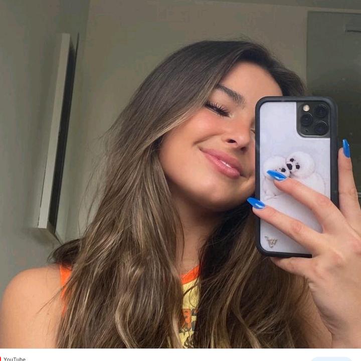 AnnieandStellaplaysroblox3212