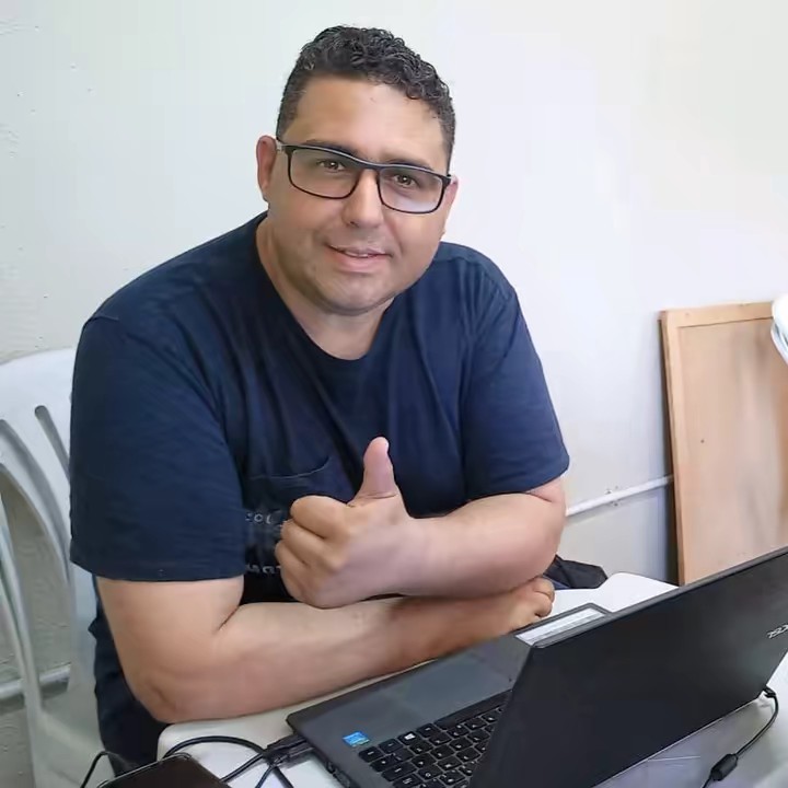 Alex Barbosa de Oliv