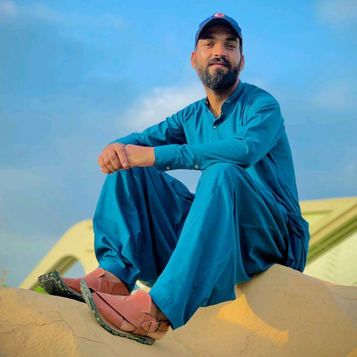 👑𝐈𝐭'𝐬 𝐀𝐦𝐢𝐧 𝐤𝐢𝐧𝐠👑