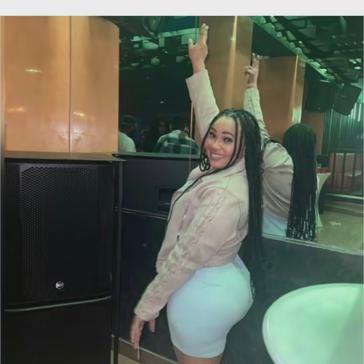 Peace 🇦🇪🇬🇧✝️♓️